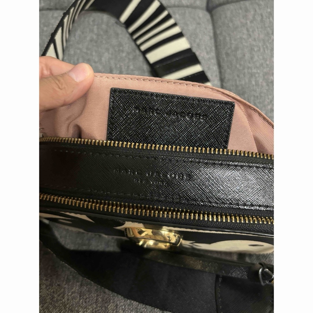 MARC JACOBS(マークジェイコブス)のマークジェイコブス MARCJACOBS プレイボーイコラボ カメラバッグ レディースのバッグ(ショルダーバッグ)の商品写真