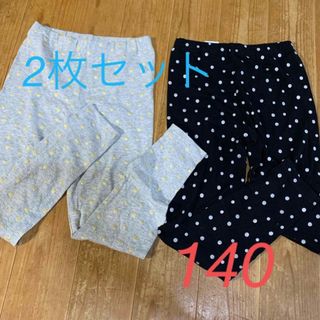 ユニクロ(UNIQLO)のスパッツ　レギンス　ズボン　2枚セット　ユニクロ　水玉　黒　グレー(パンツ/スパッツ)