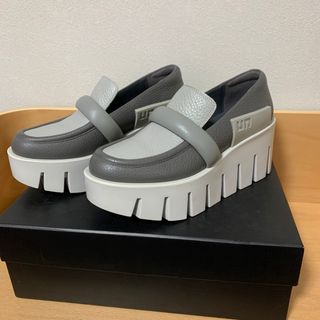 ユナイテッドヌード(UNITED NUDE)のユナイテッド　ヌード　united nude 美品(ハイヒール/パンプス)