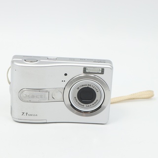 サンヨー(SANYO)の【難品】SANYO デジタルカメラ DSC-S75 シルバー(デジタル一眼)