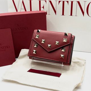 ヴァレンティノ(VALENTINO)の【最終価格】VALENTINO ロックスタッズ スモール ウォレット ロッソ(財布)