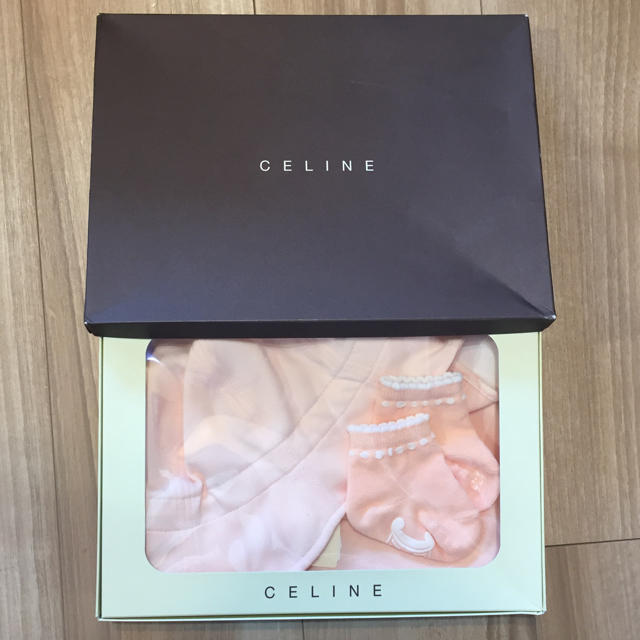 celine - セリーヌ ベビーギフト 女の子用 箱つぶれ有の通販 by a｜セリーヌならラクマ