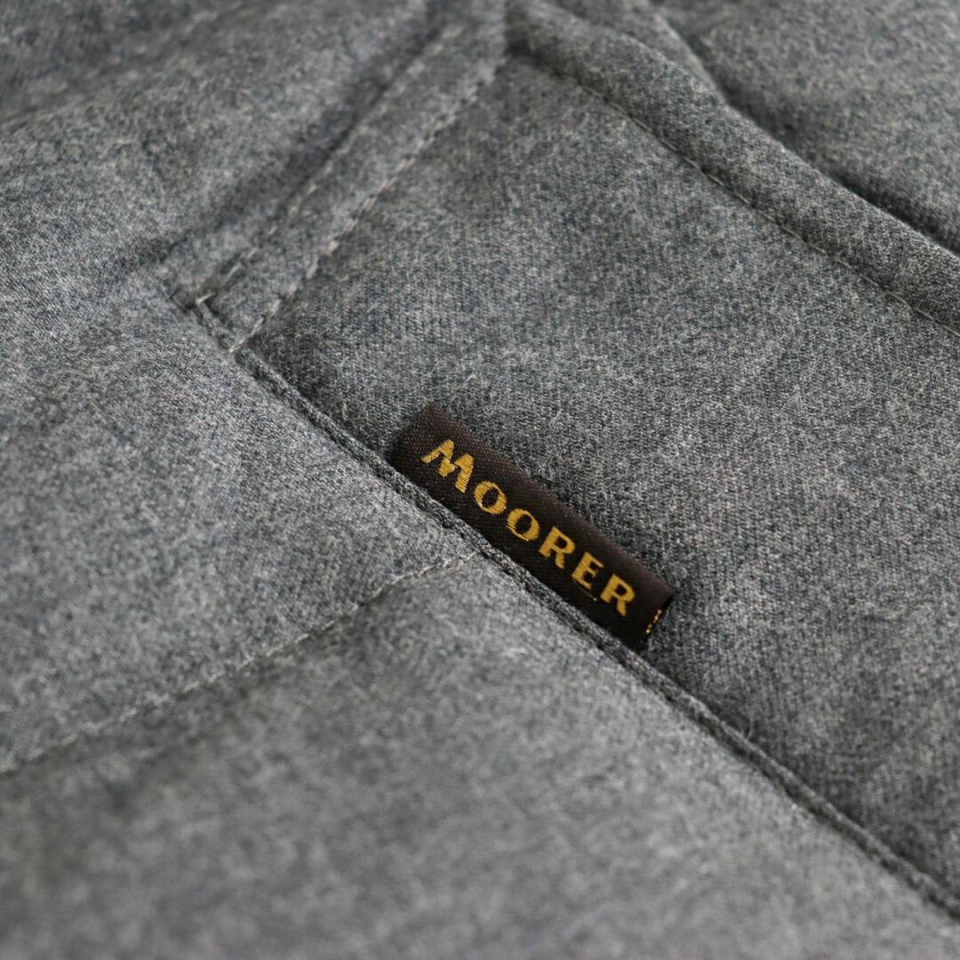 MooRER(ムーレー)の極美品●定価208.000円 ムーレー MANTERO-L カシミヤ混 ダブルブレスト スタンドカラー ミドル丈 ダウンジャケット／コート グレー 54 伊製 メンズのジャケット/アウター(ダウンジャケット)の商品写真