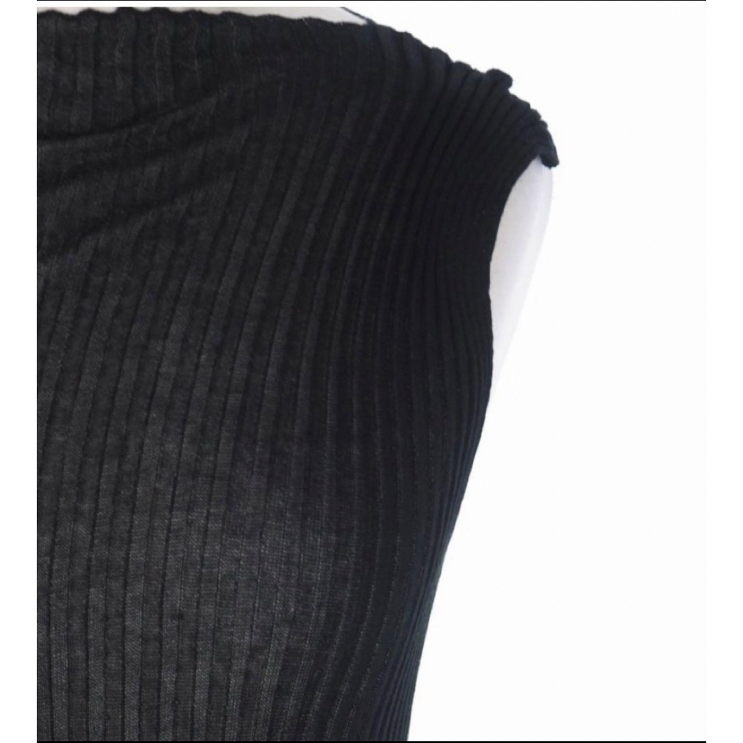 MM6(エムエムシックス)のメゾンマルジェラ　ノースリーブ　ニットソー　新品！ レディースのトップス(カットソー(半袖/袖なし))の商品写真
