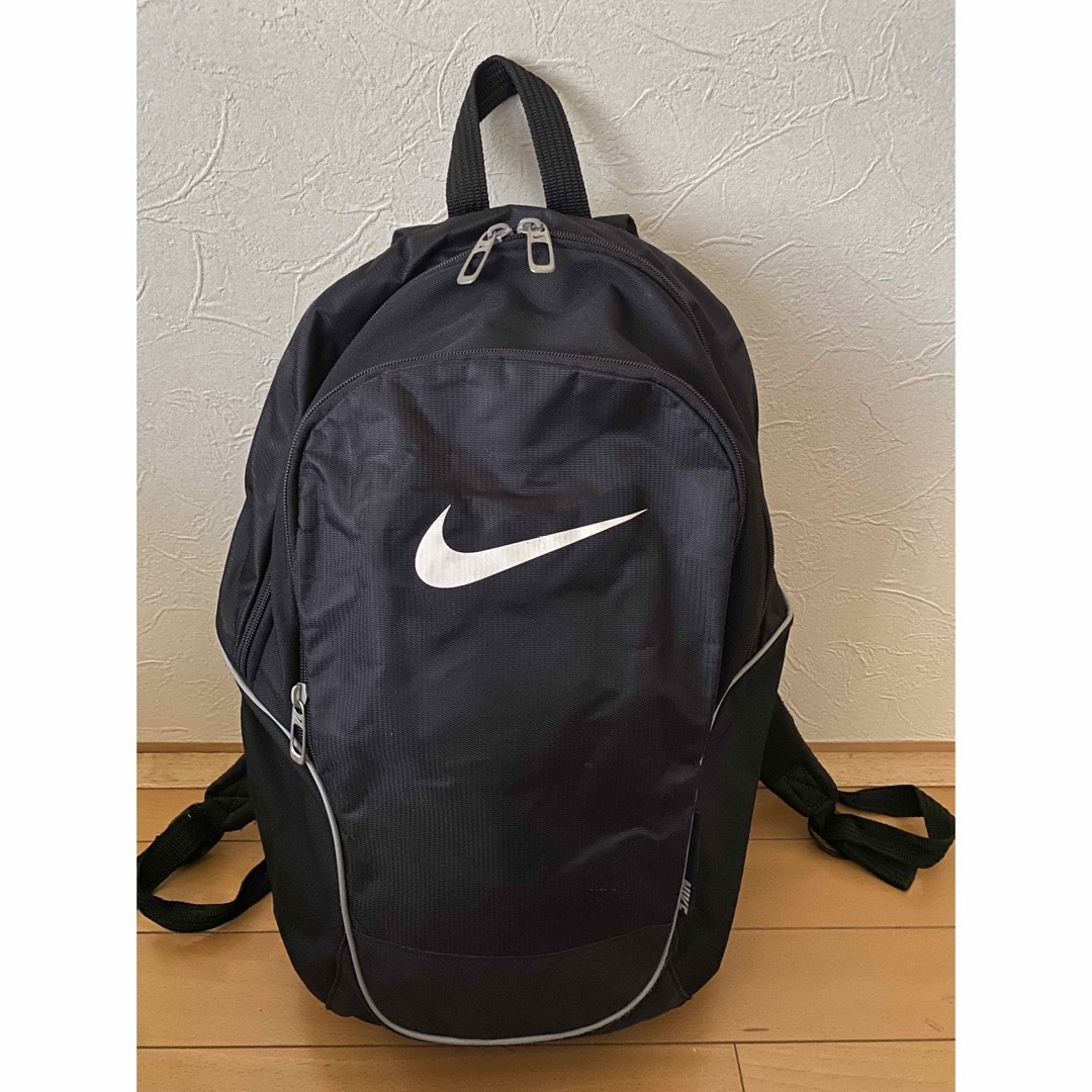 NIKE(ナイキ)のtoMZooさま　　　　　　　　　　　　NIKE ナイキ　リュック　バックパック メンズのバッグ(バッグパック/リュック)の商品写真