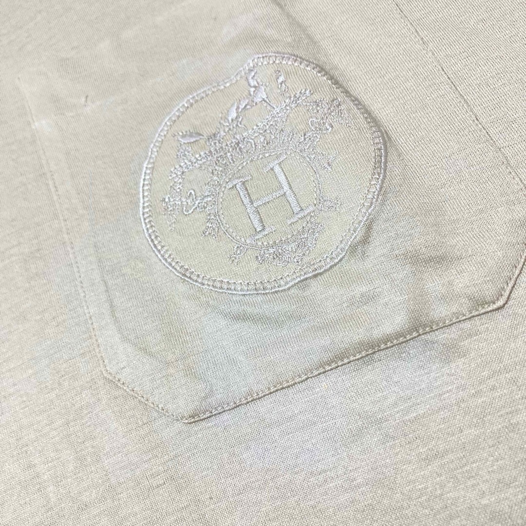 Hermes(エルメス)のエルメス パリス HERMES PARIS ポロシャツ 半袖 ロゴ刺繍 ベージュ メンズのトップス(ポロシャツ)の商品写真