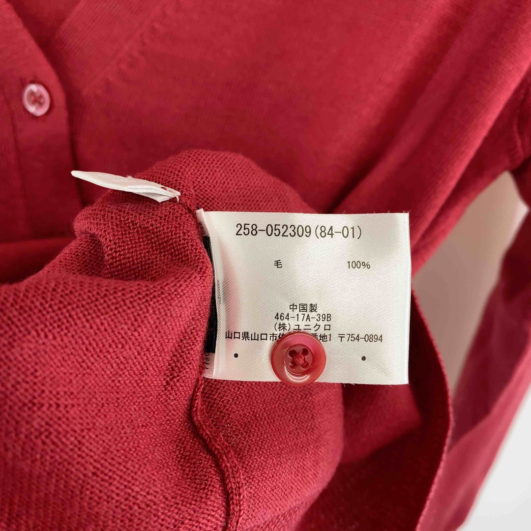 UNIQLO(ユニクロ)のUNIQLO ユニクロ レディース カーディガン　Vネック　ウール100％　赤 レディースのトップス(カーディガン)の商品写真