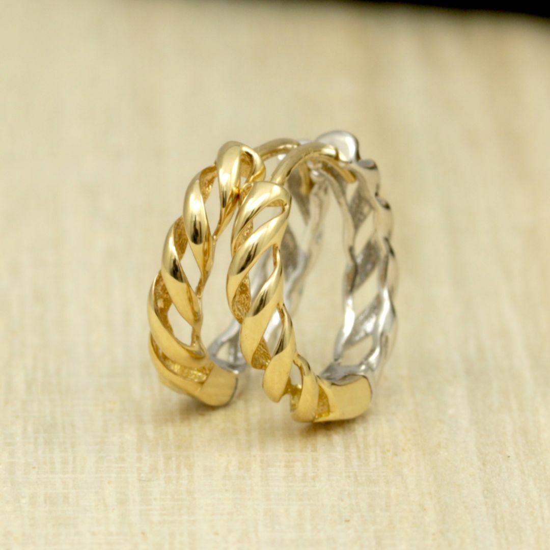 中折れピアス すかしデザインがおしゃれなフープピアス K18コンビ 中折れピアス すかしデザインがおしゃれなフープピアス K18コンビ