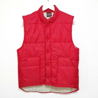 メイドインユーエスエー(MADE IN USA)のM 90s HILTON ヒルトン 中綿 ベスト VEST 無地 赤 USA製(ベスト)