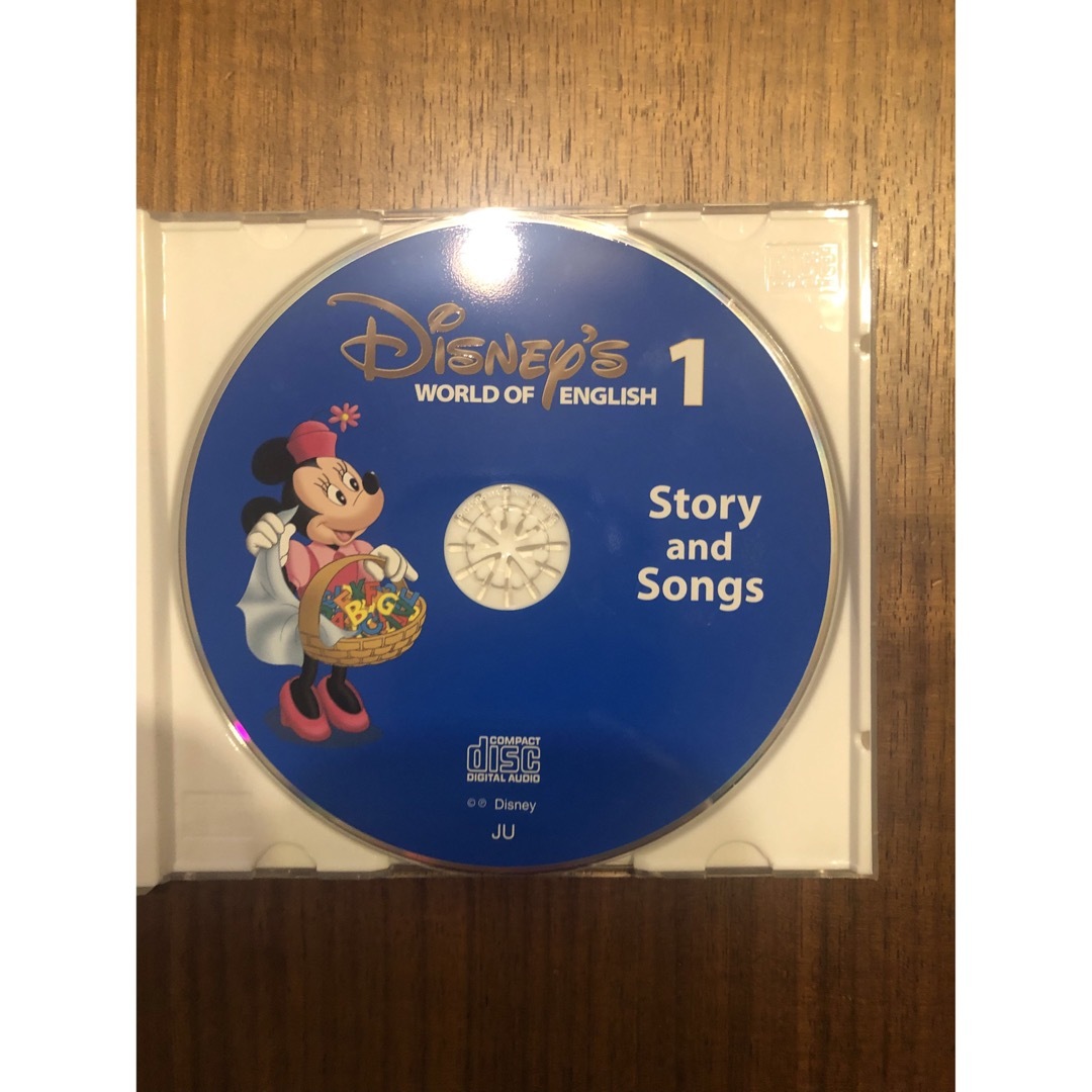 Disney(ディズニー)のお値下げ　ワールドファミリー　DVD&CDセット キッズ/ベビー/マタニティのおもちゃ(知育玩具)の商品写真