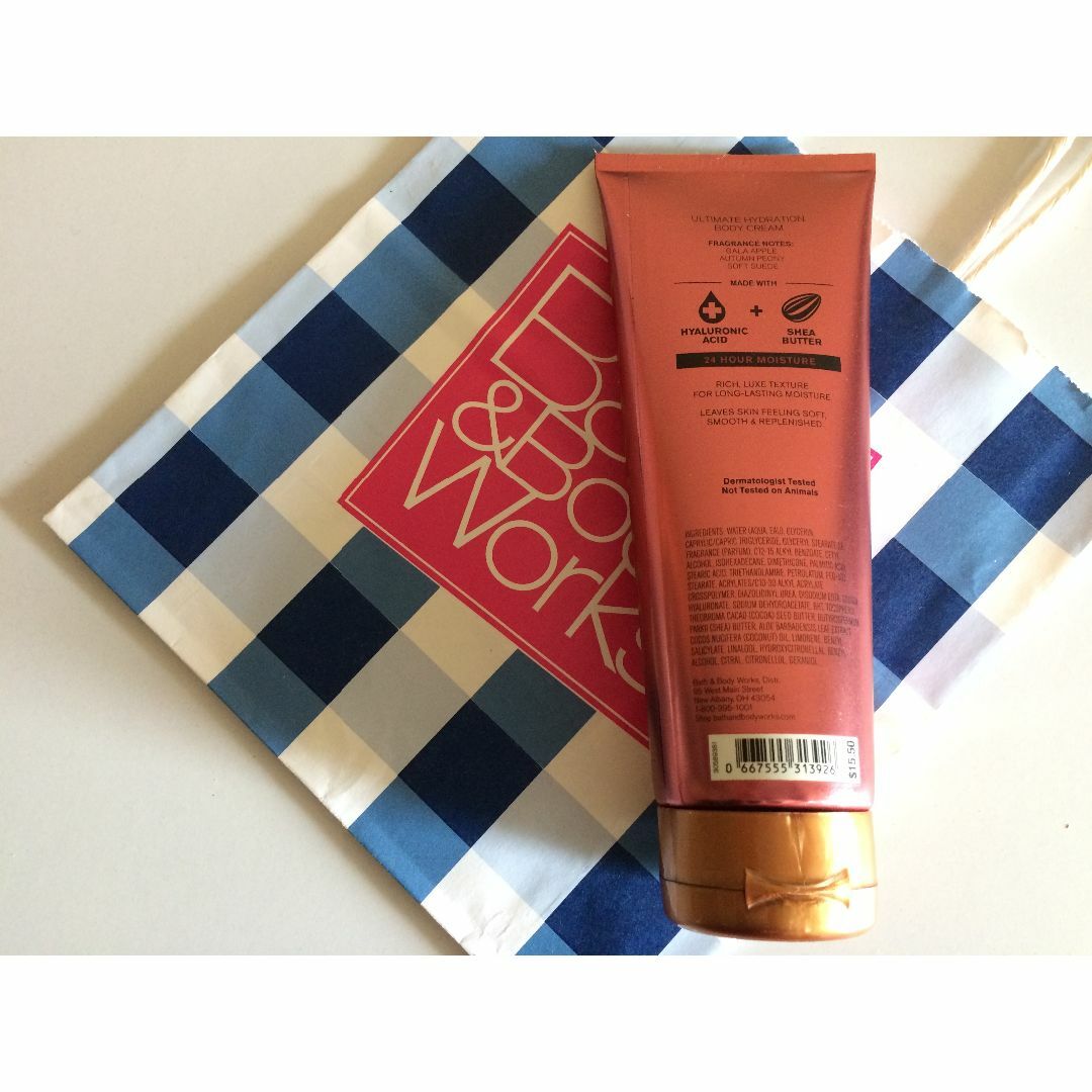 Bath & Body Works(バスアンドボディーワークス)のBB0191 RUBY APPLE & ROSEWOOD Body Cream コスメ/美容のボディケア(ボディクリーム)の商品写真