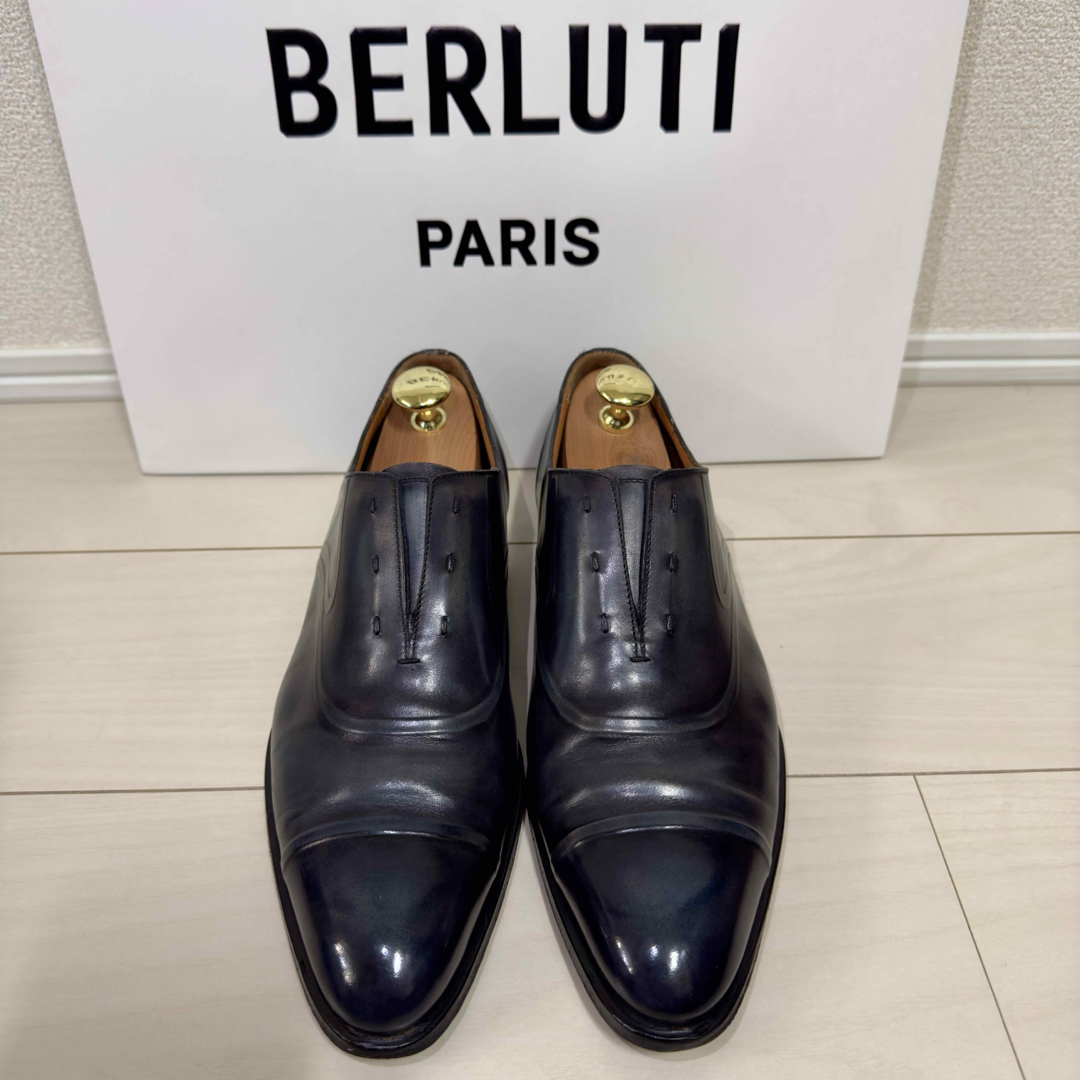 Berluti(ベルルッティ)の限定 ベルルッティ ヴィクター パティーヌレザースリッポン シューズ ローファー メンズの靴/シューズ(スリッポン/モカシン)の商品写真