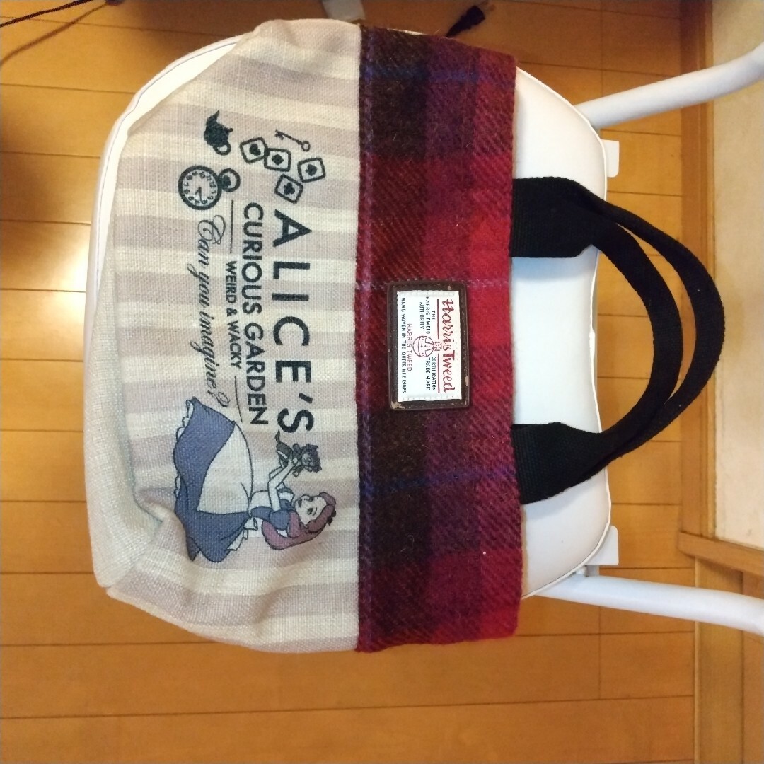 ふしぎの国のアリス(フシギノクニノアリス)のふしぎの国のアリス ミニバック 最終値下げ レディースのバッグ(トートバッグ)の商品写真