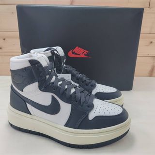 ジョーダン(Jordan Brand（NIKE）)のナイキ ウィメンズ エアジョーダン1 ハイ エレベート "黒&白"  23cm(スニーカー)