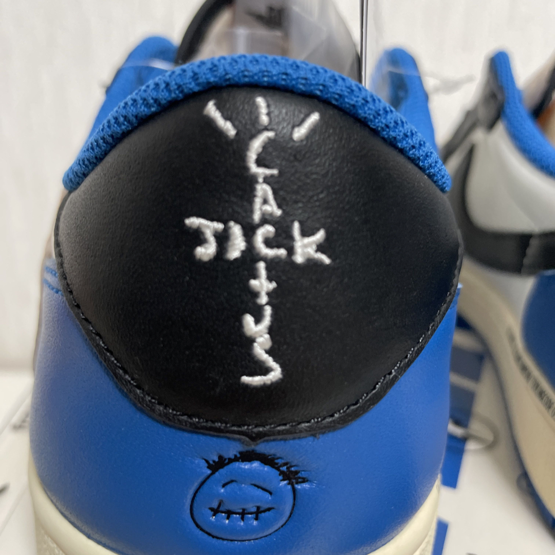 NIKE(ナイキ)のTravis Scott × Fragment Air Jordan 1 Low メンズの靴/シューズ(スニーカー)の商品写真