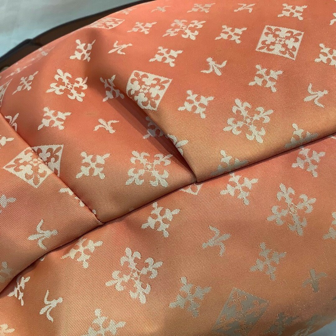 Russet(ラシット)のラシット（russet）サーモンピンク ナイロン ワンショルダー ロングショルダーストラップ欠品 全体的に変色あり　【中古】KB-8176 レディースのバッグ(ショルダーバッグ)の商品写真