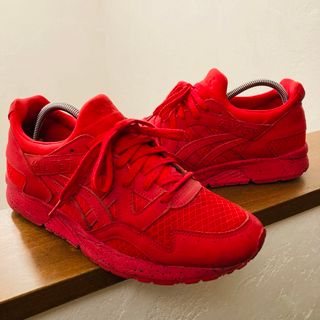 アシックスタイガー(ASICS TIGER)のレアカラー　ASICS Tiger GEL-LYTE V  Triple Red(スニーカー)