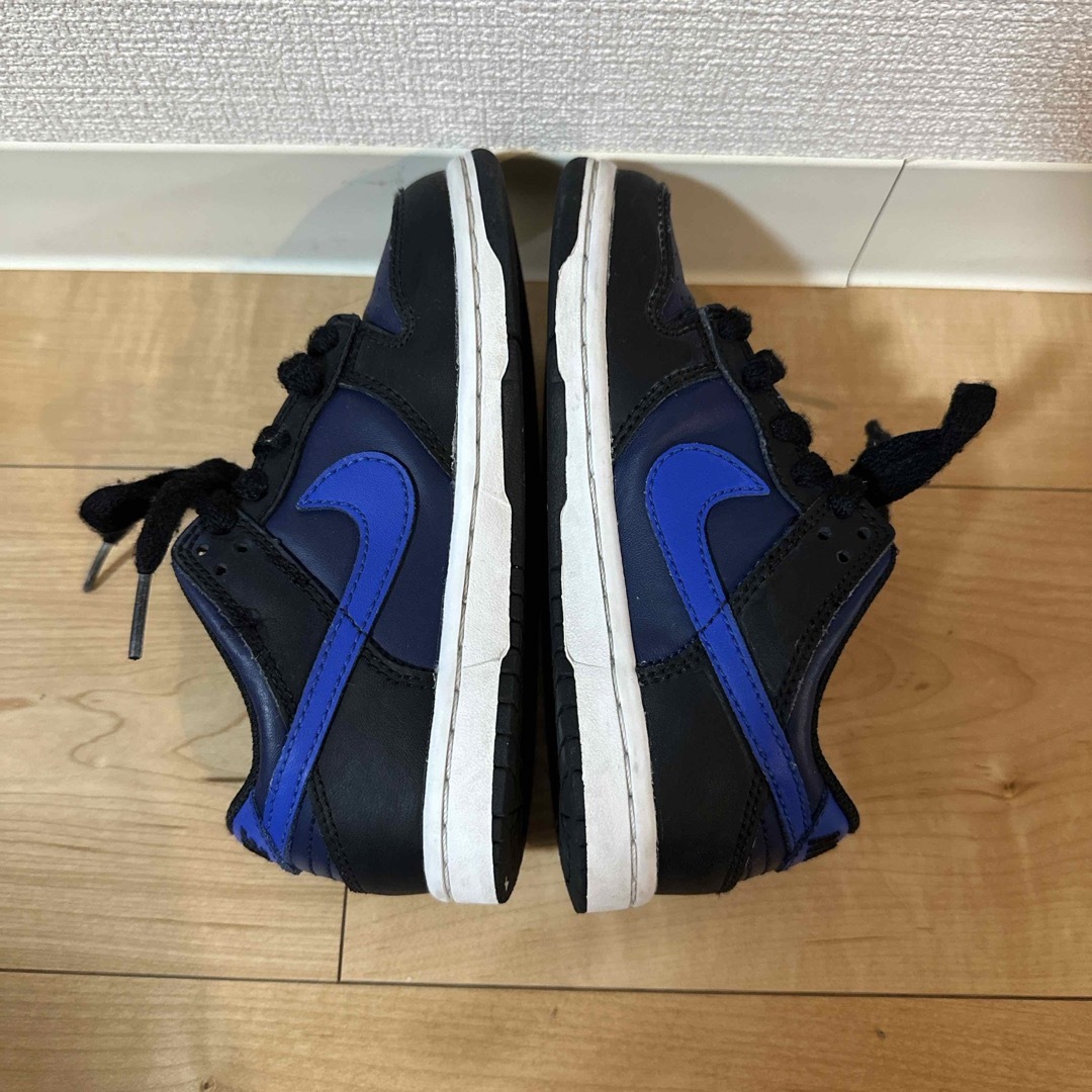 NIKE DUNK LOW キッズ/ベビー/マタニティのキッズ靴/シューズ(15cm~)(スニーカー)の商品写真