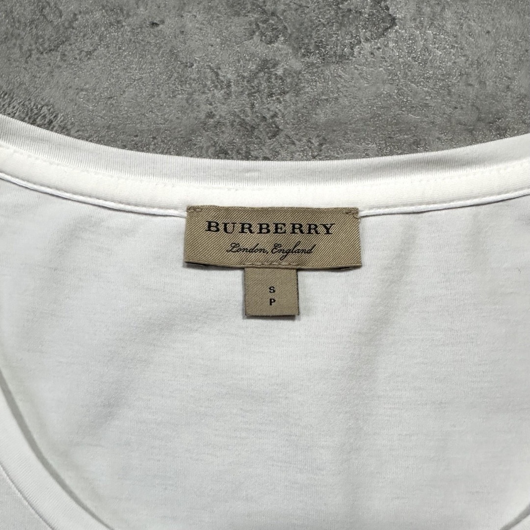 BURBERRY(バーバリー)のBURBERRY Tシャツ レディースのトップス(Tシャツ(半袖/袖なし))の商品写真