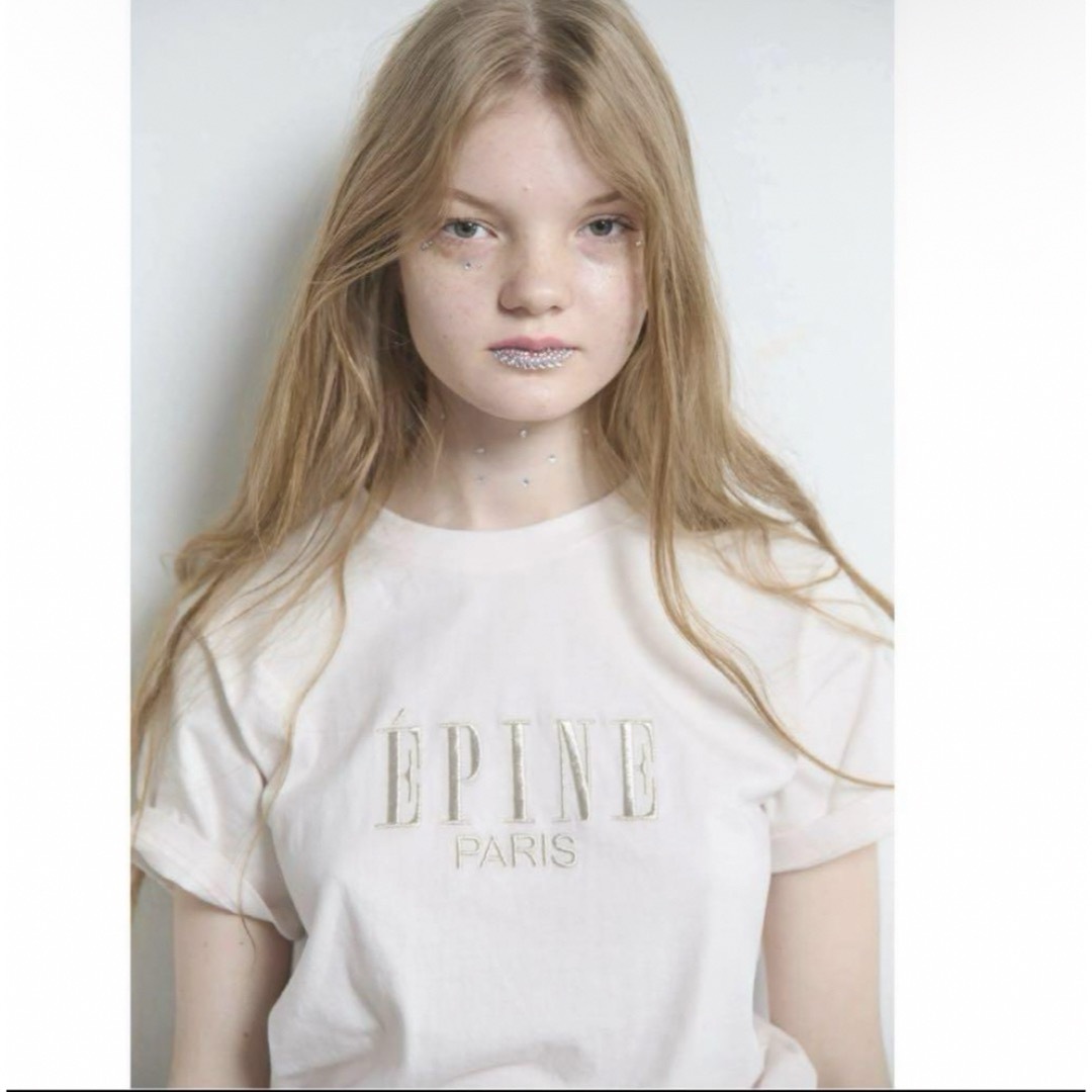 épine(エピヌ)のepine ÉPINE PARIS  Tシャツ　ピンク　シルバー レディースのトップス(Tシャツ(半袖/袖なし))の商品写真