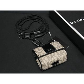 マイケルコース(Michael Kors)の■新品■未使用■ MICHAEL KORS マイケルコース MK柄 PVC AirPodsケース エアポッズケース ベージュ系×グレー系 BJ1072(その他)