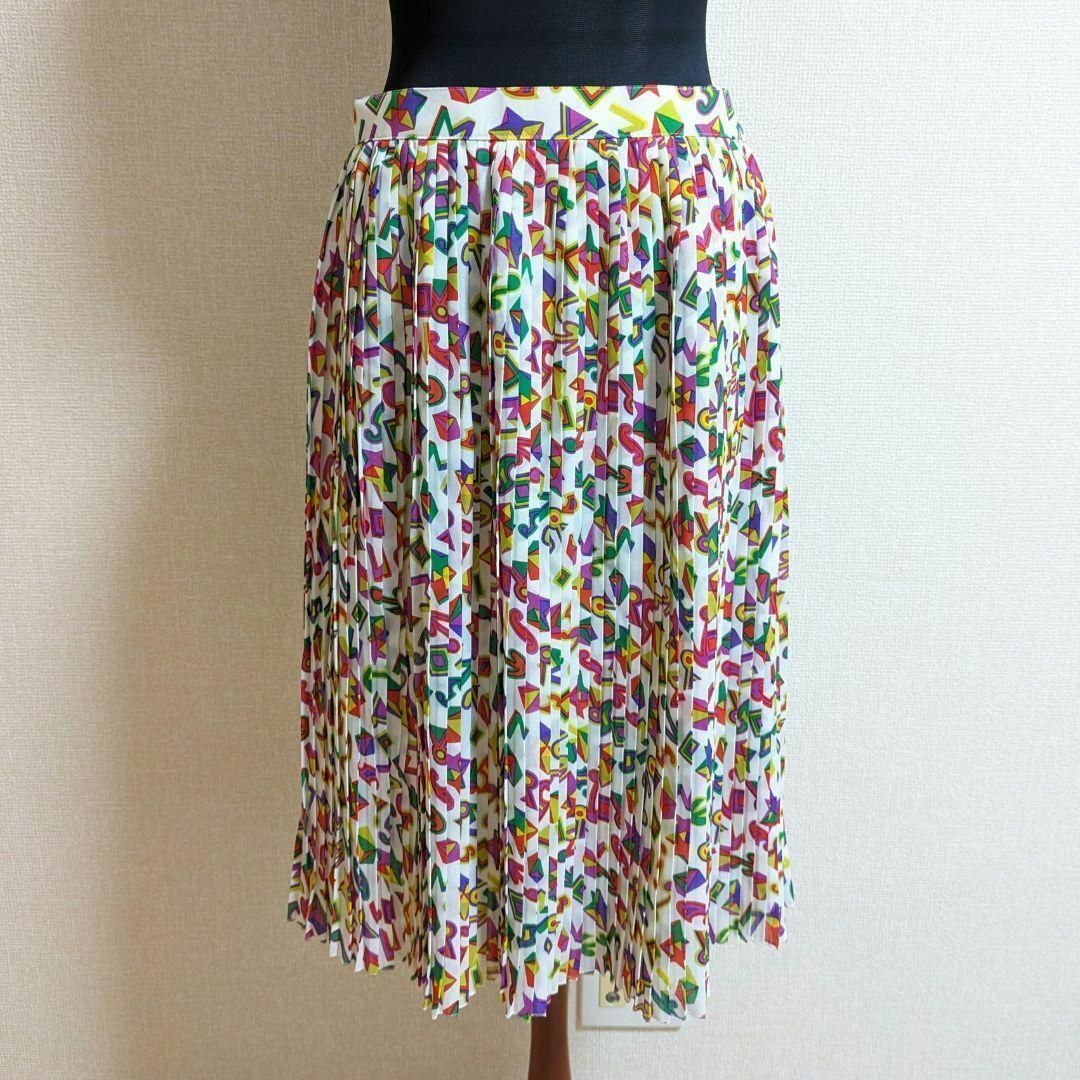 GABI ガビ カラフル マルチ柄 プリーツスカート 大きめサイズ XLサイズ レディースのスカート(ひざ丈スカート)の商品写真