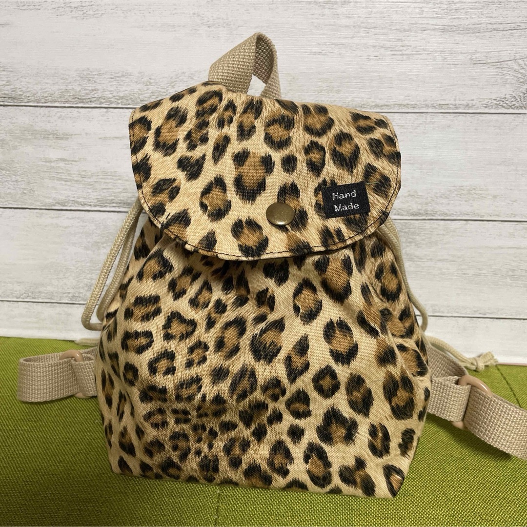 豹柄ベビーリュック　ハンドメイド レディースのバッグ(リュック/バックパック)の商品写真