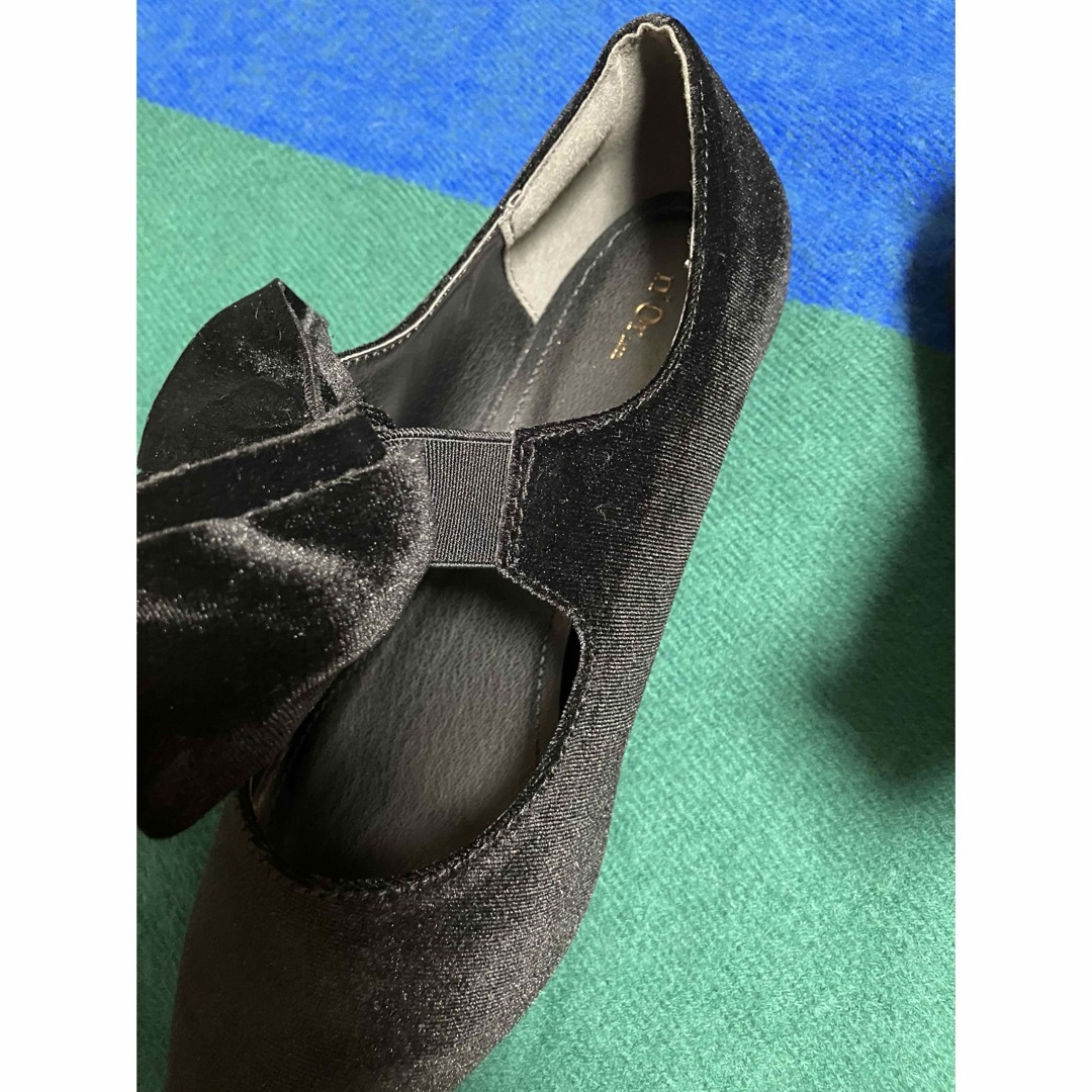 osharewalker(オシャレウォーカー)のn'Or ベルベット×リボン フラットパンプス黒 レディースの靴/シューズ(ハイヒール/パンプス)の商品写真