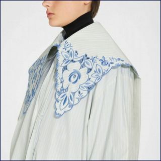 パトゥ(PATOU)の【2022/未使用/定価55000円】PATOU　オーガニックコットン刺繍つけ襟(その他)