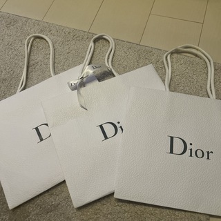 ディオール(Dior)のDiorショッパー3枚セット✨(ショップ袋)