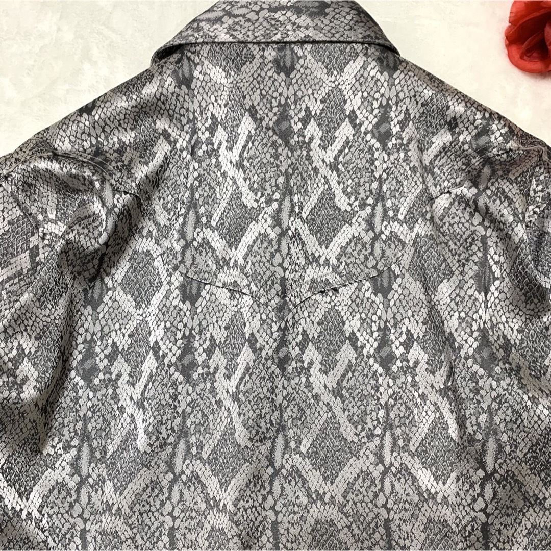 TORNADO MART(トルネードマート)の【新品タグ付】TORNADO MART Python dress shirts メンズのトップス(シャツ)の商品写真