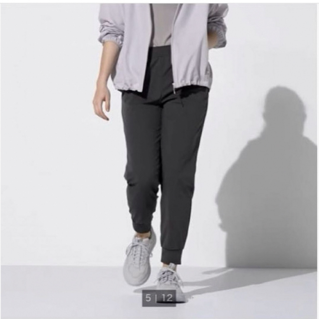UNIQLO(ユニクロ)のUNIQLO新品タグ付きウルトラストレッチエアリズムジョガーパンツ grey L レディースのパンツ(その他)の商品写真