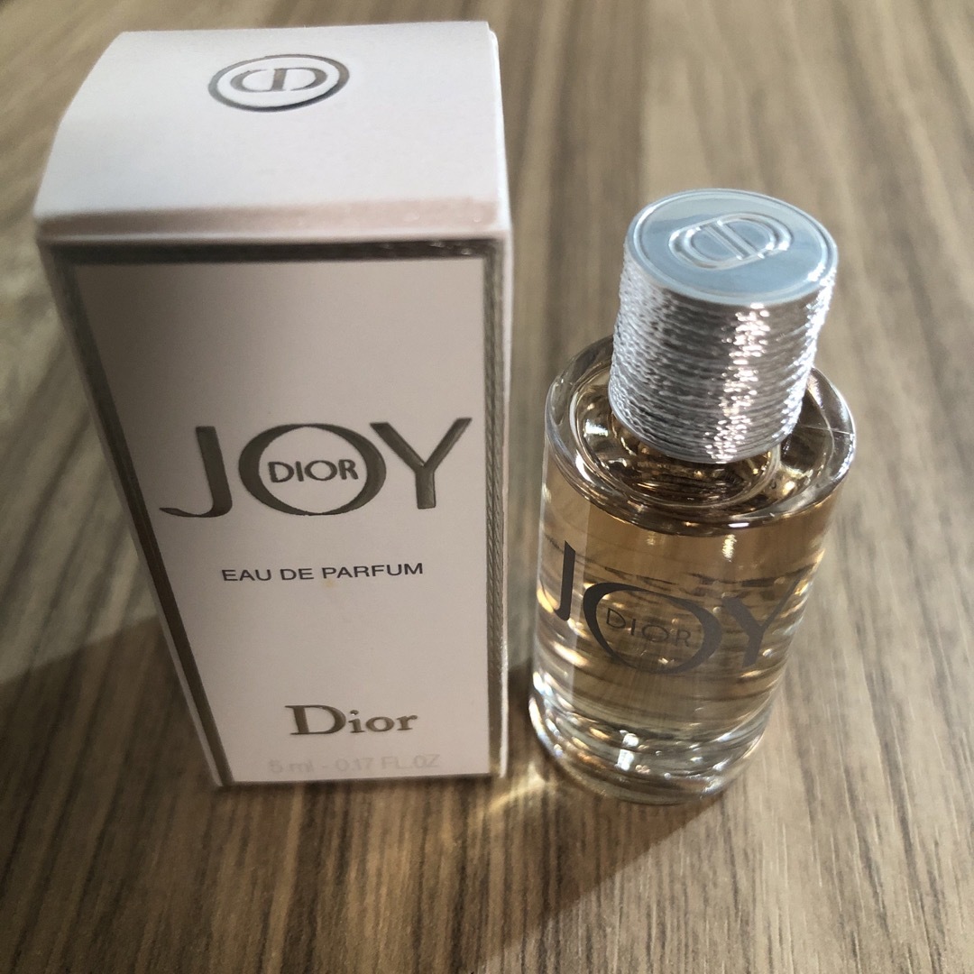 Dior(ディオール)のクリスチャン ディオール 香水 CHRISTIAN DIOR ジョイ ミニ香水  コスメ/美容の香水(その他)の商品写真