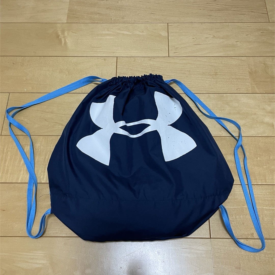 UNDER ARMOUR(アンダーアーマー)のウインドブレーカー　120 キッズ/ベビー/マタニティのキッズ服男の子用(90cm~)(ジャケット/上着)の商品写真