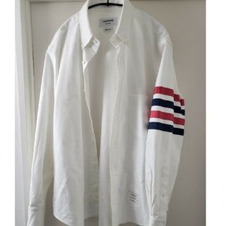 トムブラウン(THOM BROWNE)のトムブラウン THOMBROWNE 長袖シャツ ホワイト トリコロール 4BAR(シャツ)