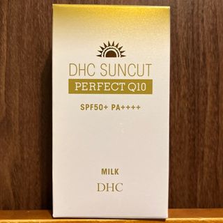 DHC - メークアップ パフ ６個の通販 by くるみ's shop