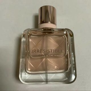 ジバンシィ(GIVENCHY)のGIVENCHY ジバンシイ　イレジスティブル オーデパルファム　35mL(香水(女性用))