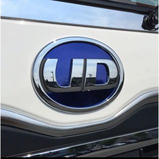 特価❗️高品質！UD  トラック エンブレムステッカー メッキ マグネットタイプ(車外アクセサリ)