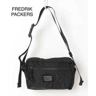 FREDRIK PACKERS - 美品！FREDRIK PACKERSショルダーバッグ　チャック黒