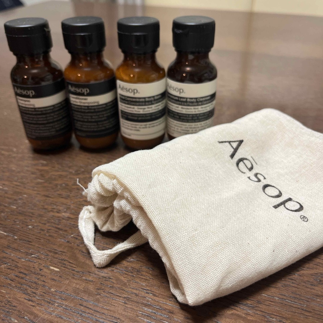 Aesop(イソップ)のAesop アライバル キット インテリア/住まい/日用品の日用品/生活雑貨/旅行(旅行用品)の商品写真