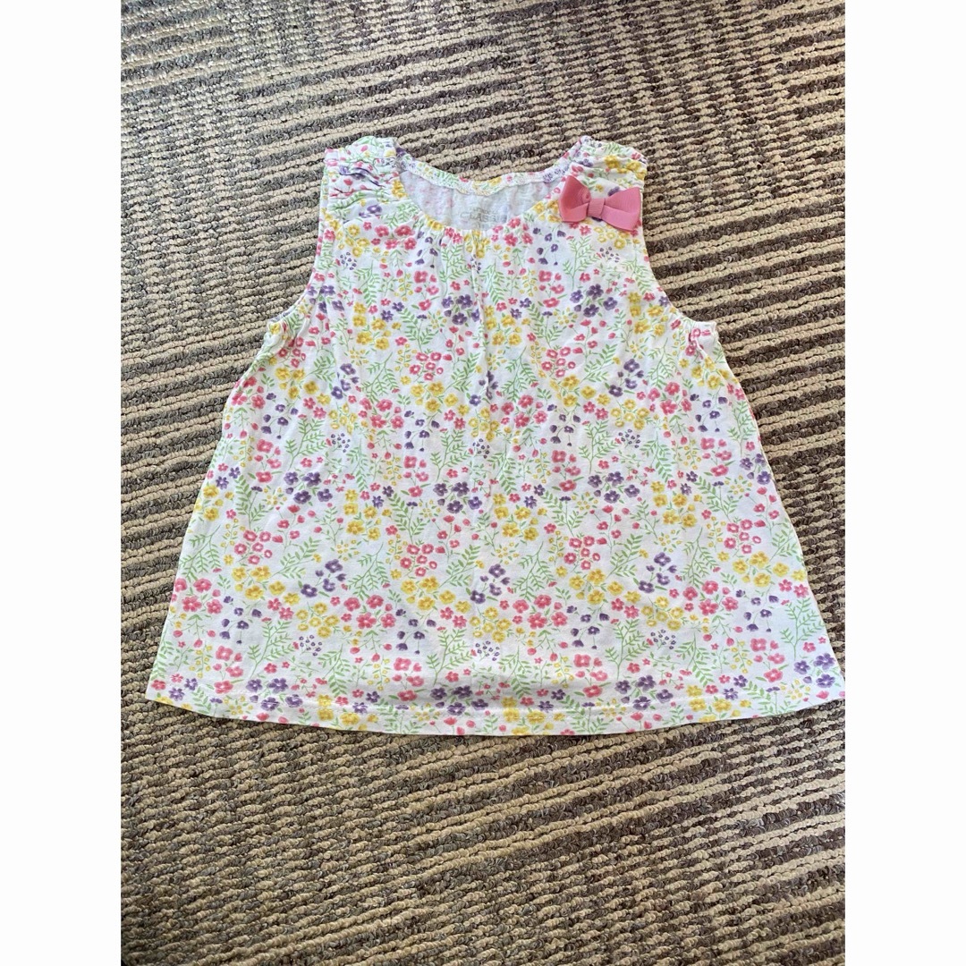 女の子ノースリーブトップス キッズ/ベビー/マタニティのキッズ服女の子用(90cm~)(Tシャツ/カットソー)の商品写真