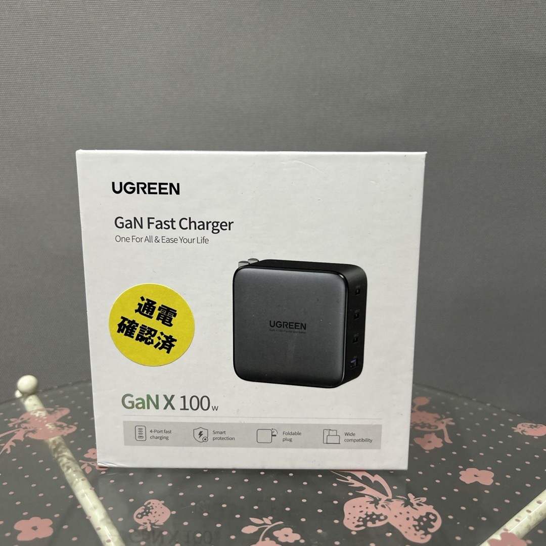 UGREEN(ユーグリーン)のUGREEN Nexode 100W急速充電器 PD USB-C 4口 スマホ/家電/カメラのスマートフォン/携帯電話(バッテリー/充電器)の商品写真