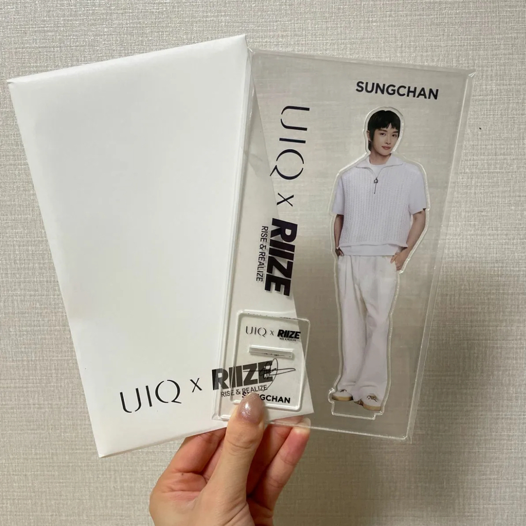 RIIZE UIQ 購入特典アクスタ　ソンチャン エンタメ/ホビーのCD(K-POP/アジア)の商品写真