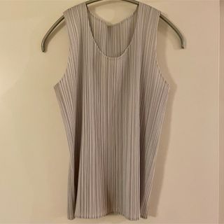 プリーツプリーズイッセイミヤケ(PLEATS PLEASE ISSEY MIYAKE)のプリーツプリーズイッセイミヤケ　ノースリーブカットソー　タンクトップ(タンクトップ)