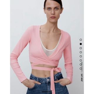 ザラ(ZARA)のZARA ピンク　カーディガン　クロップド　タイアップジャケット(カーディガン)