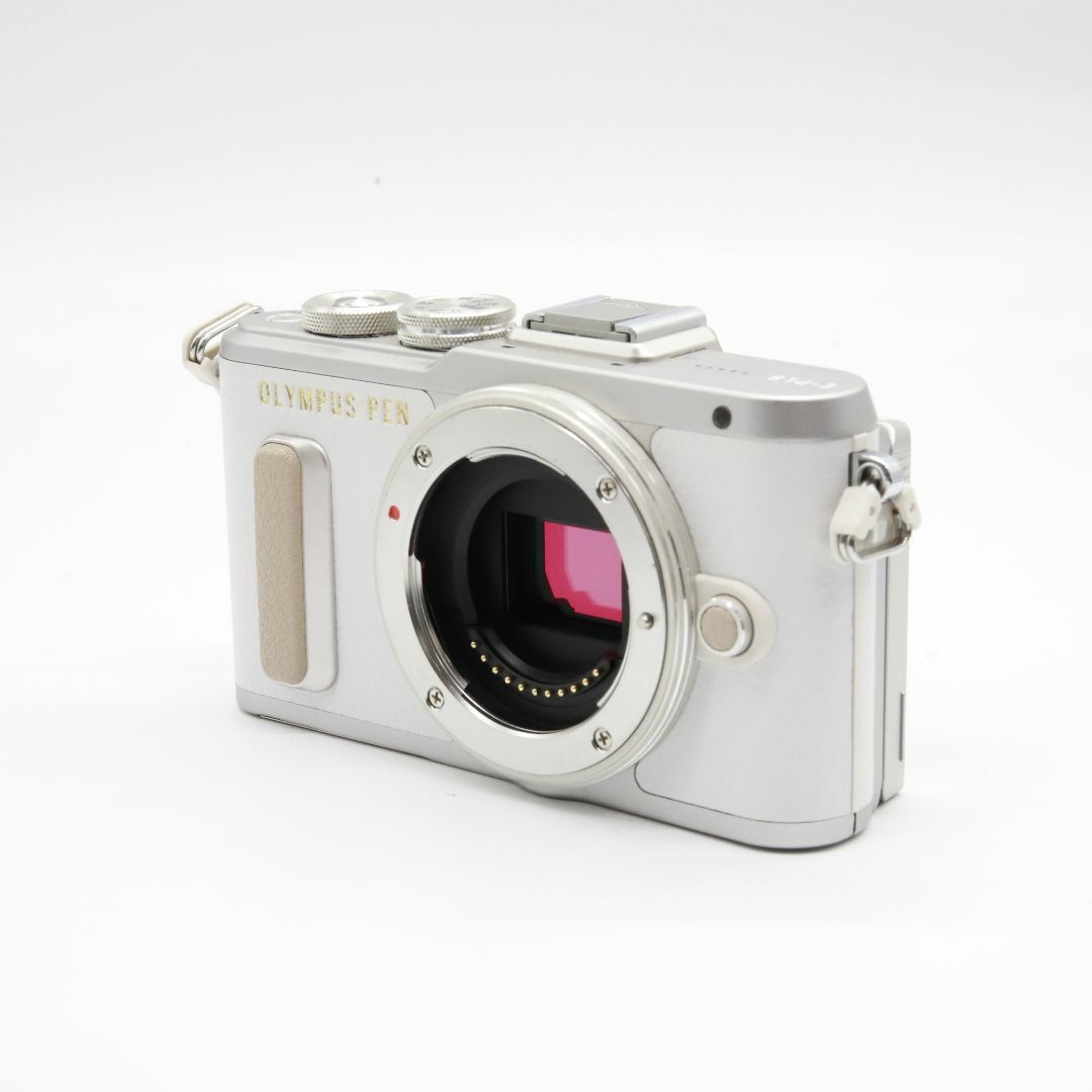 OLYMPUS(オリンパス)の【ほぼ新品】E-PL8 ボディー ホワイト 662 スマホ/家電/カメラのカメラ(ミラーレス一眼)の商品写真