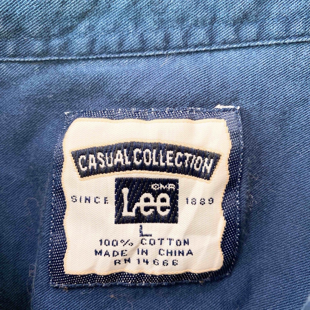 Lee(リー)のLee リー　長袖シャツ　ボタンダウン　無地　刺繍ロゴ　大丈夫　ネイビー　L メンズのトップス(シャツ)の商品写真