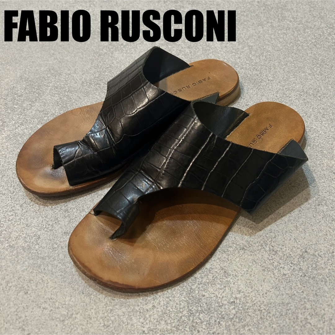 FABIO RUSCONI(ファビオルスコーニ)のファビオルスコーニ サンダル フラットクロコ 型押し レザー 23cm ブラック レディースの靴/シューズ(サンダル)の商品写真