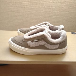 ヴァンズ(VANS)のVANS ムートン　スニーカー　スリッポン　24.5(スニーカー)