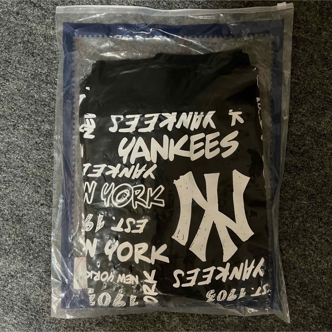 MLB(メジャーリーグベースボール)のMLB NY スウェット MTZ01 ブラック ユニセックス  L メンズのトップス(スウェット)の商品写真